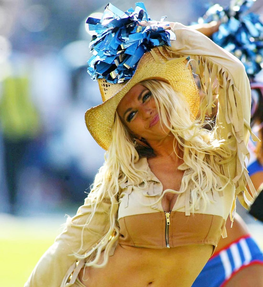 NFL Cheerleaders: Week 14 - Sports Illustrated