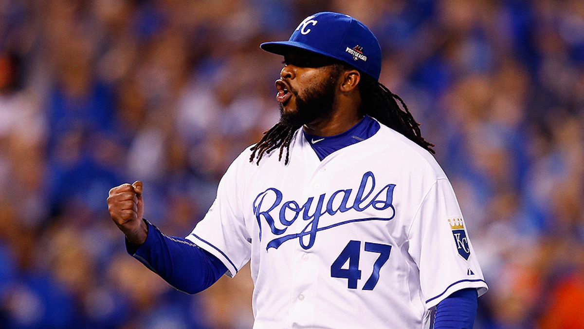 Johnny Cueto shimmies 5 times before delivering strikeout pitch 