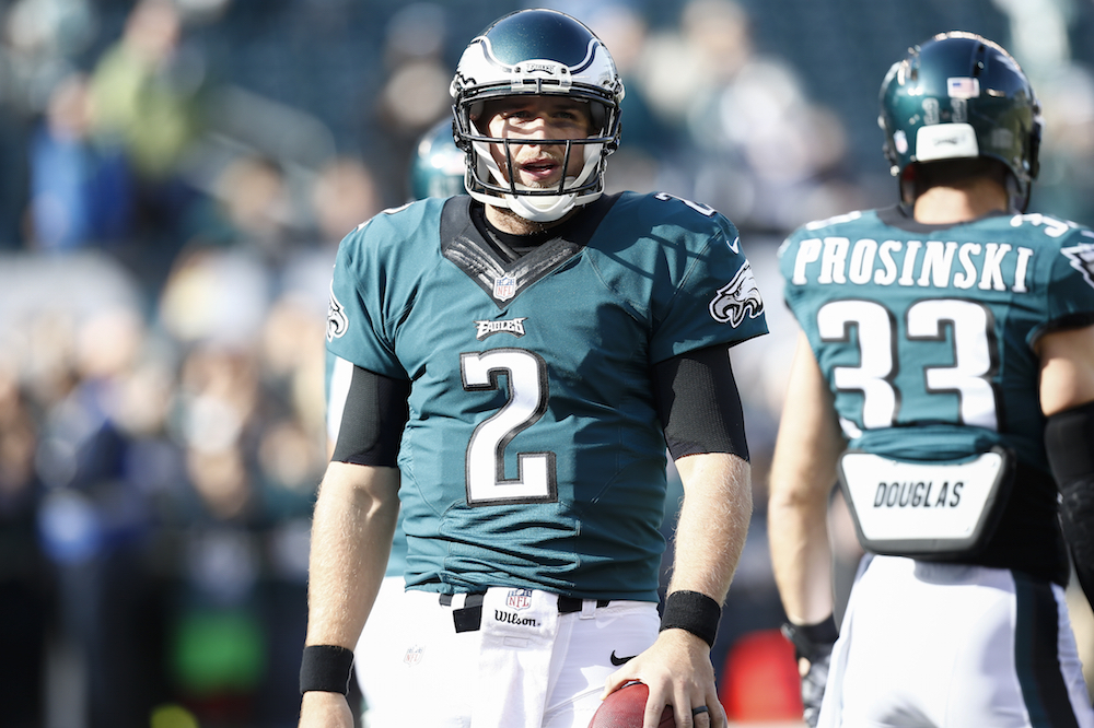 Eagles trade QB Matt Barkley to Cardinals, clear spot for Tebow