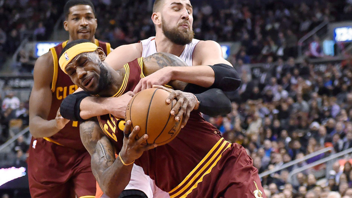 Video Jonas Valanciunas Commits Flagrant Foul By Tackling LeBron James 