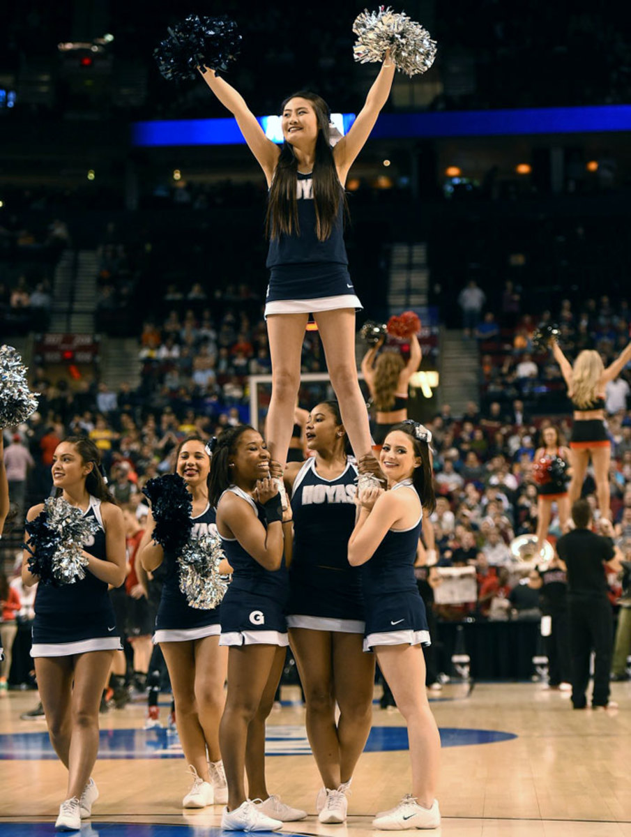 Georgetown-cheerleaders-X159403_TK1_0018.jpg