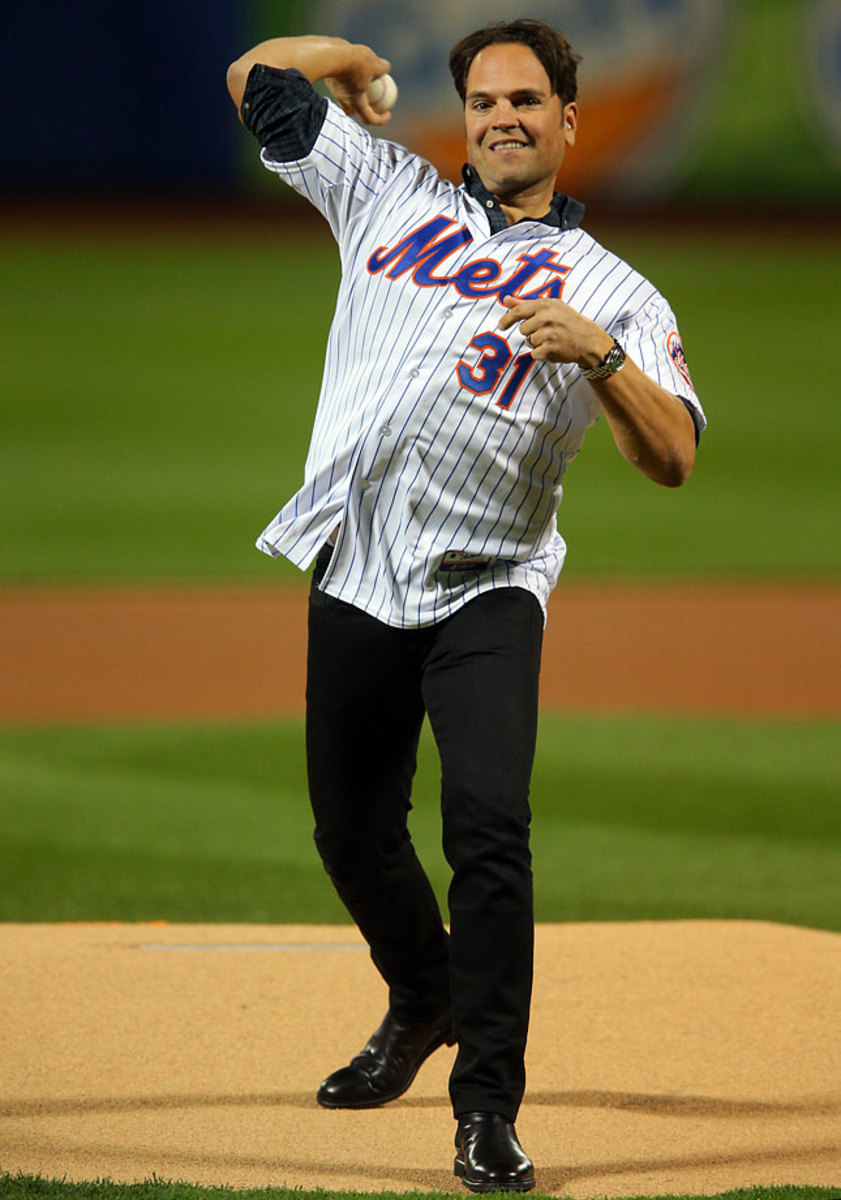 Mets-first-pitch-Game-3.jpg