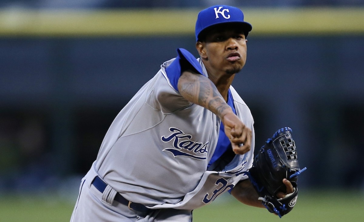 Yordano Ventura-Adam Eaton exchange leads to bench-clearing - ABC7