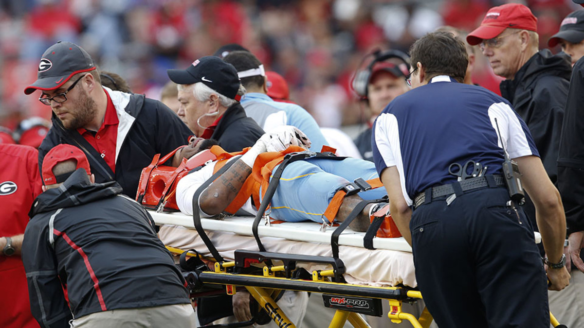 Devon Gales injury: Southern football player has spinal surgery ...