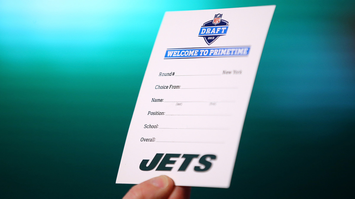 NFL on X: First 24 spots OFFICIALLY locked up. 2015 NFL Draft Order &  Needs for all 32 teams:   / X