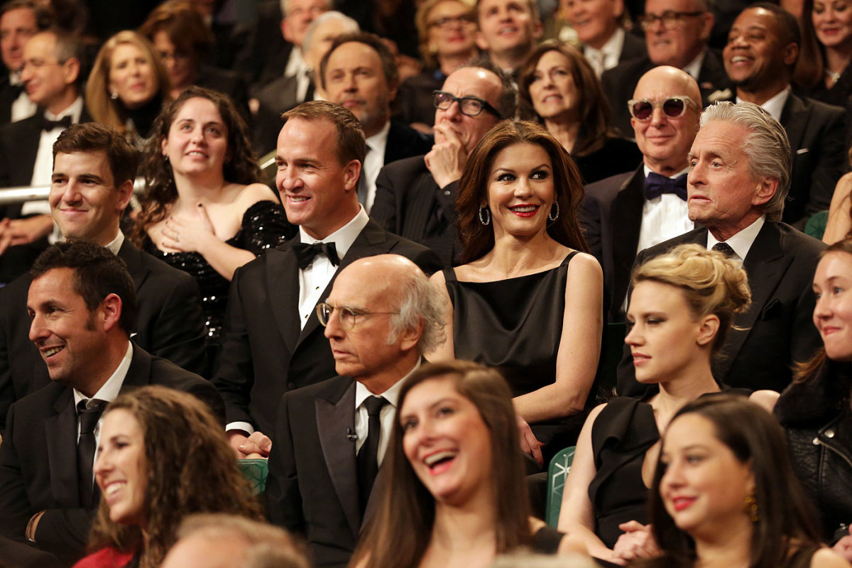 2015-Eli-Peyton-Manning-Catherine-Zeta-Jones-Michael-Douglas-SNL-40_0.jpg