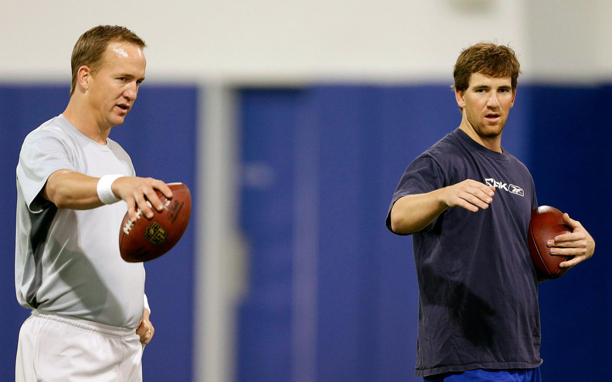 2013-peyton-eli-manning.jpg