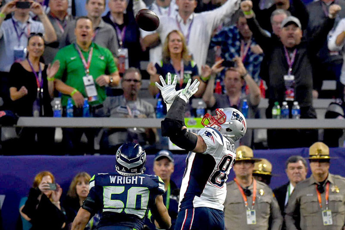 sb49-gronk-td-jwm.jpg