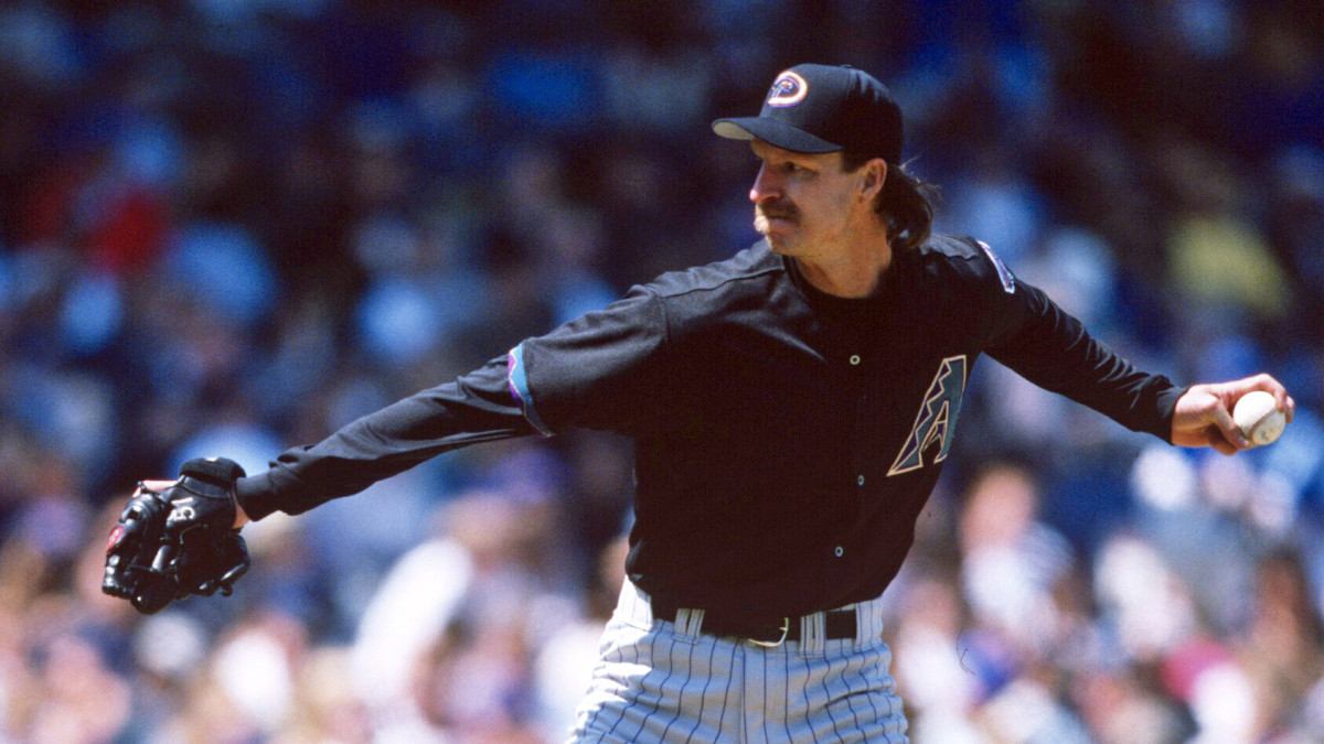 Former Diamondback Randy Johnson to be honored with highway