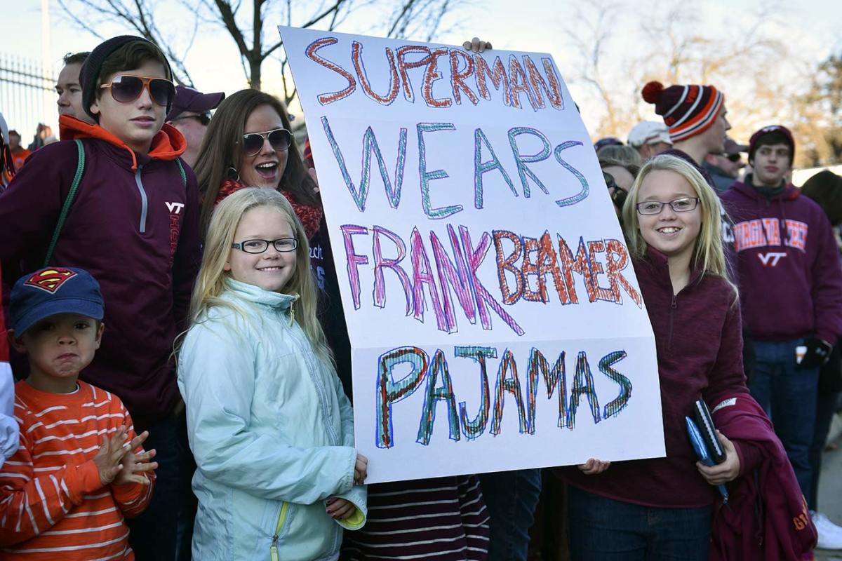 Virginia-Tech-fans-498164656.jpg