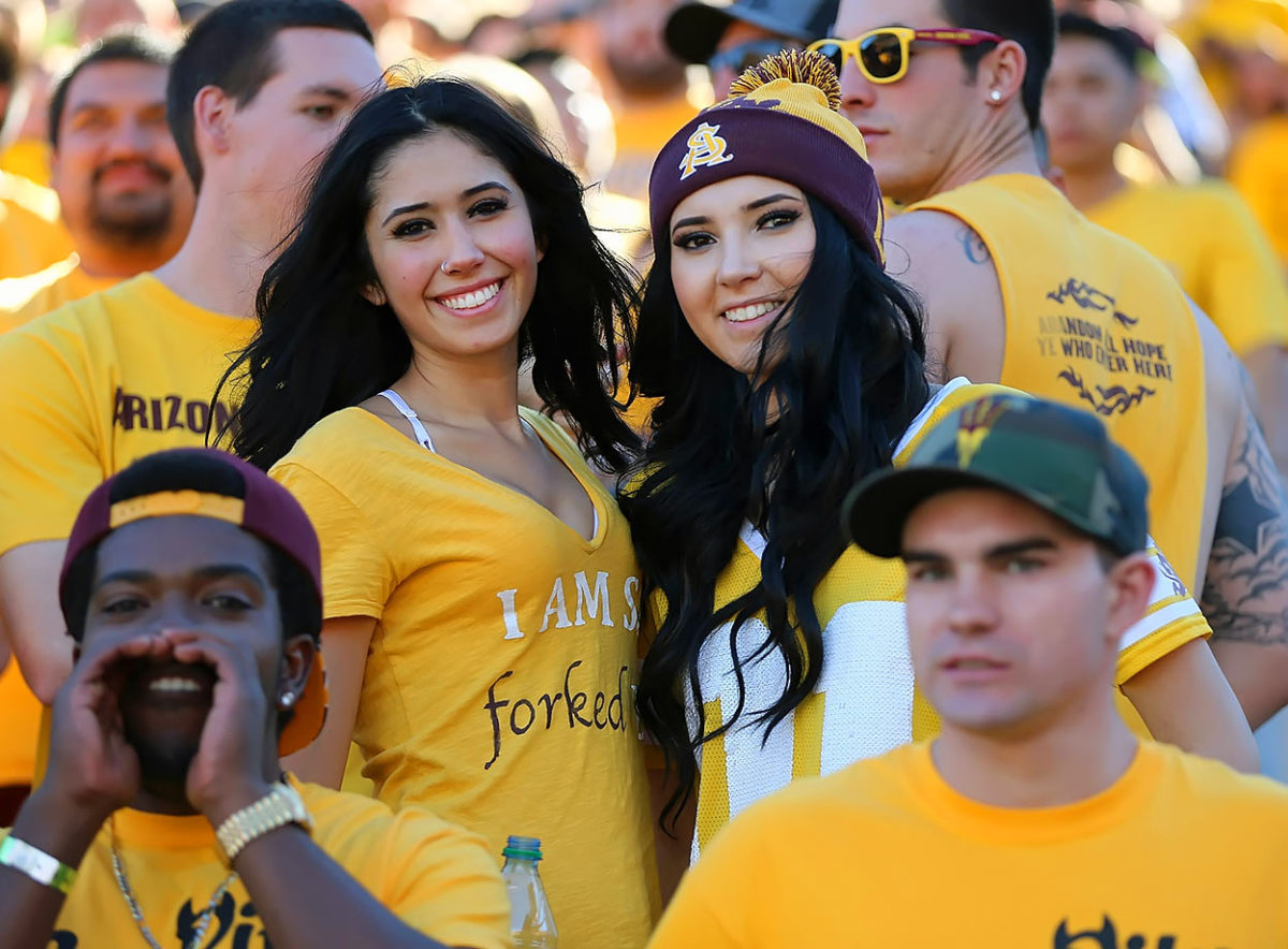 Arizona_State-Superfans-ZYP_0238.jpg