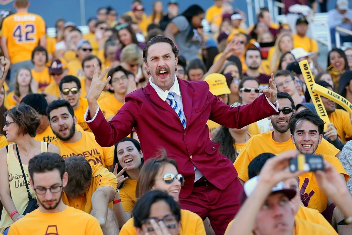 Arizona_State-Superfans-ZYP_0100.jpg