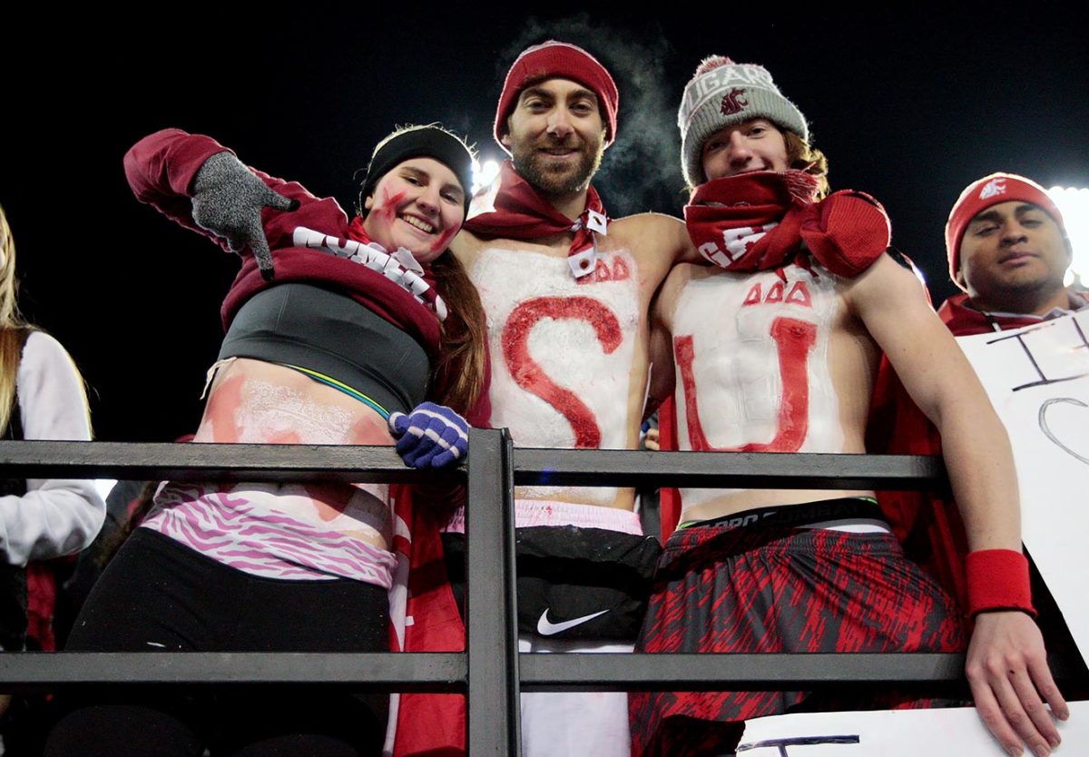 Washington-State-fans-498238482.jpg