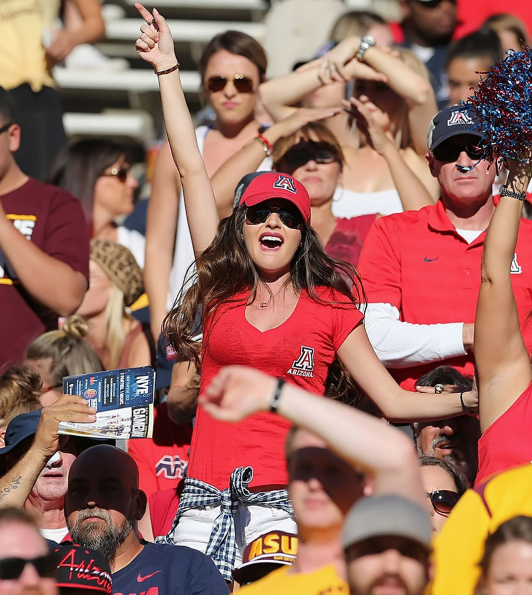 Arizona-Superfans-YDY_3762.jpg