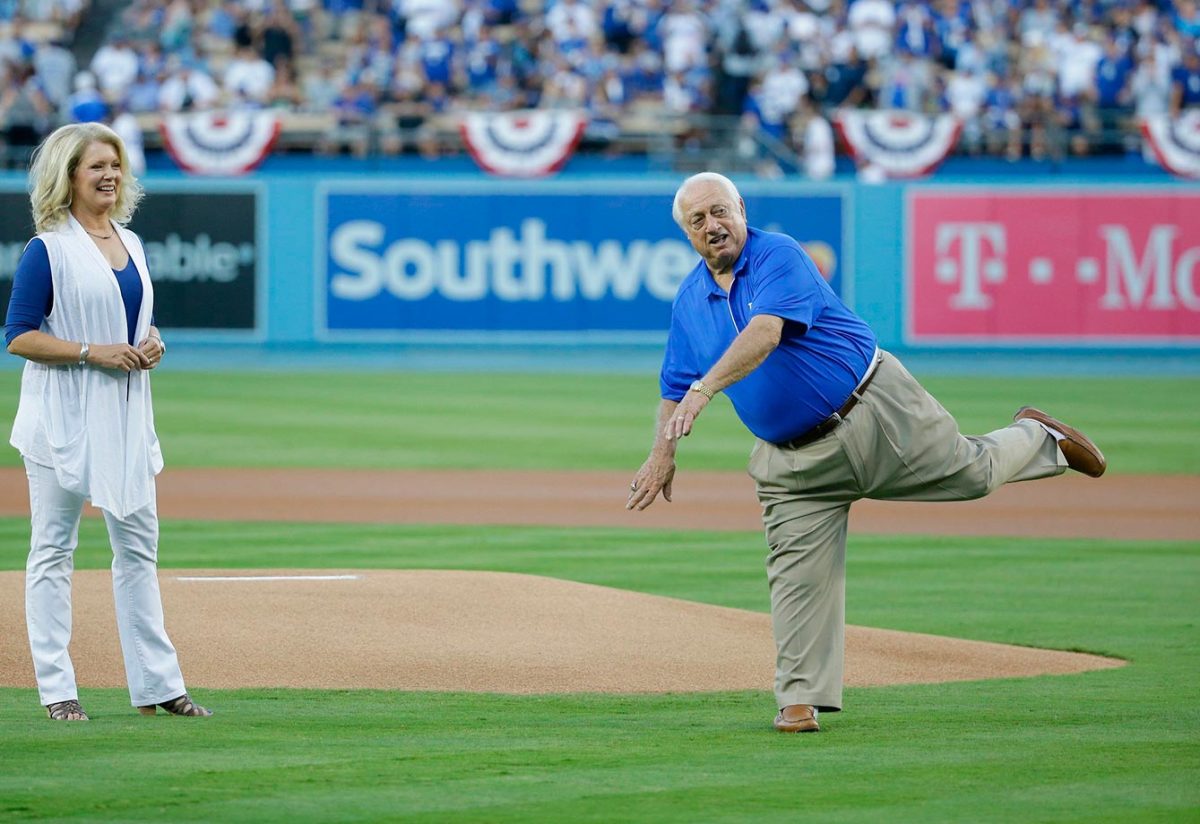 tommy-lasorda-X160026_TK1_1229.jpg