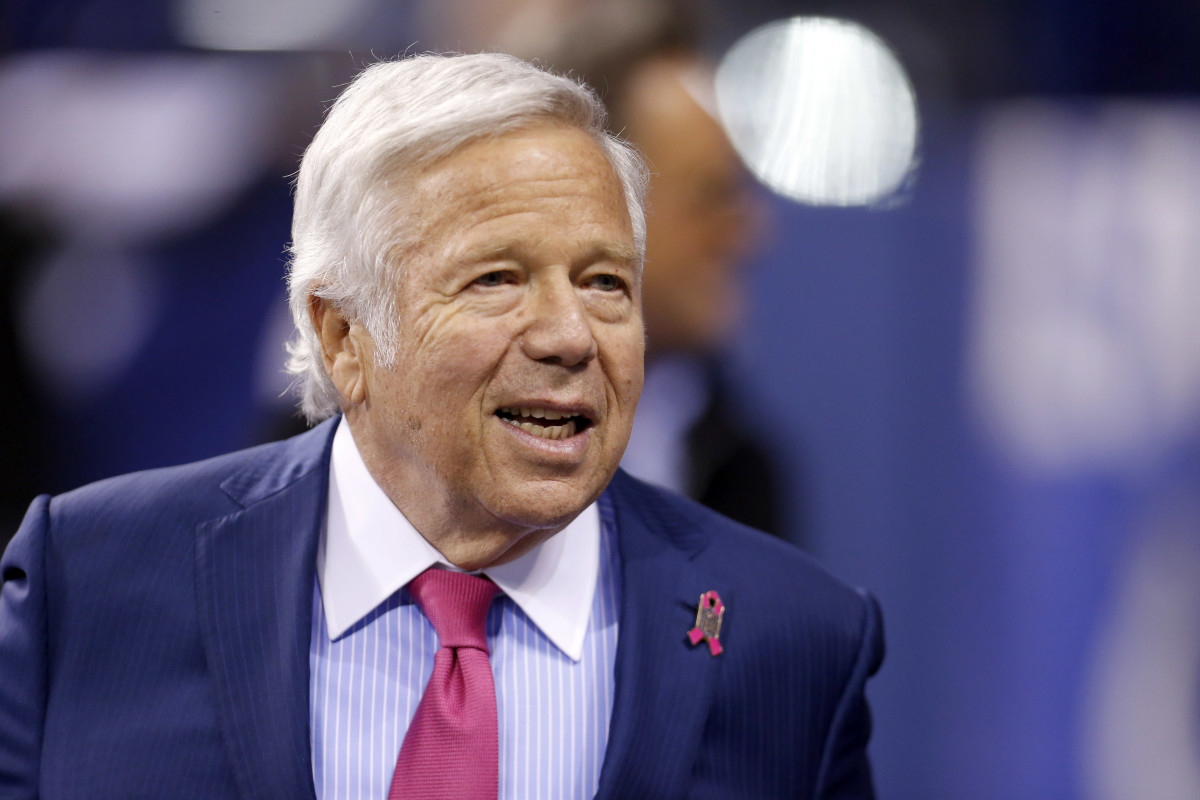 Patriots owner Robert Kraft takes a dig at Colts - Sports Illustrated