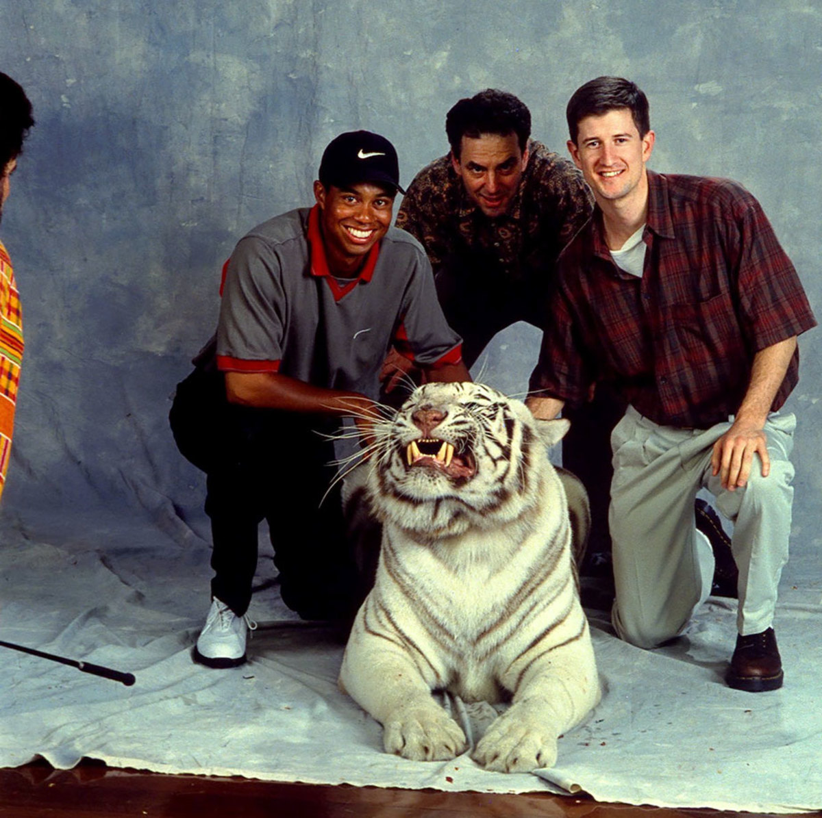 1998-0331-Tiger-Woods-Steve-Hoffman-Matt-Ginella-05707586.jpg