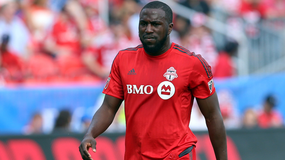 Jozy Altidore Injury: Toronto FC F Exits With Hamstring Injury - Sports ...