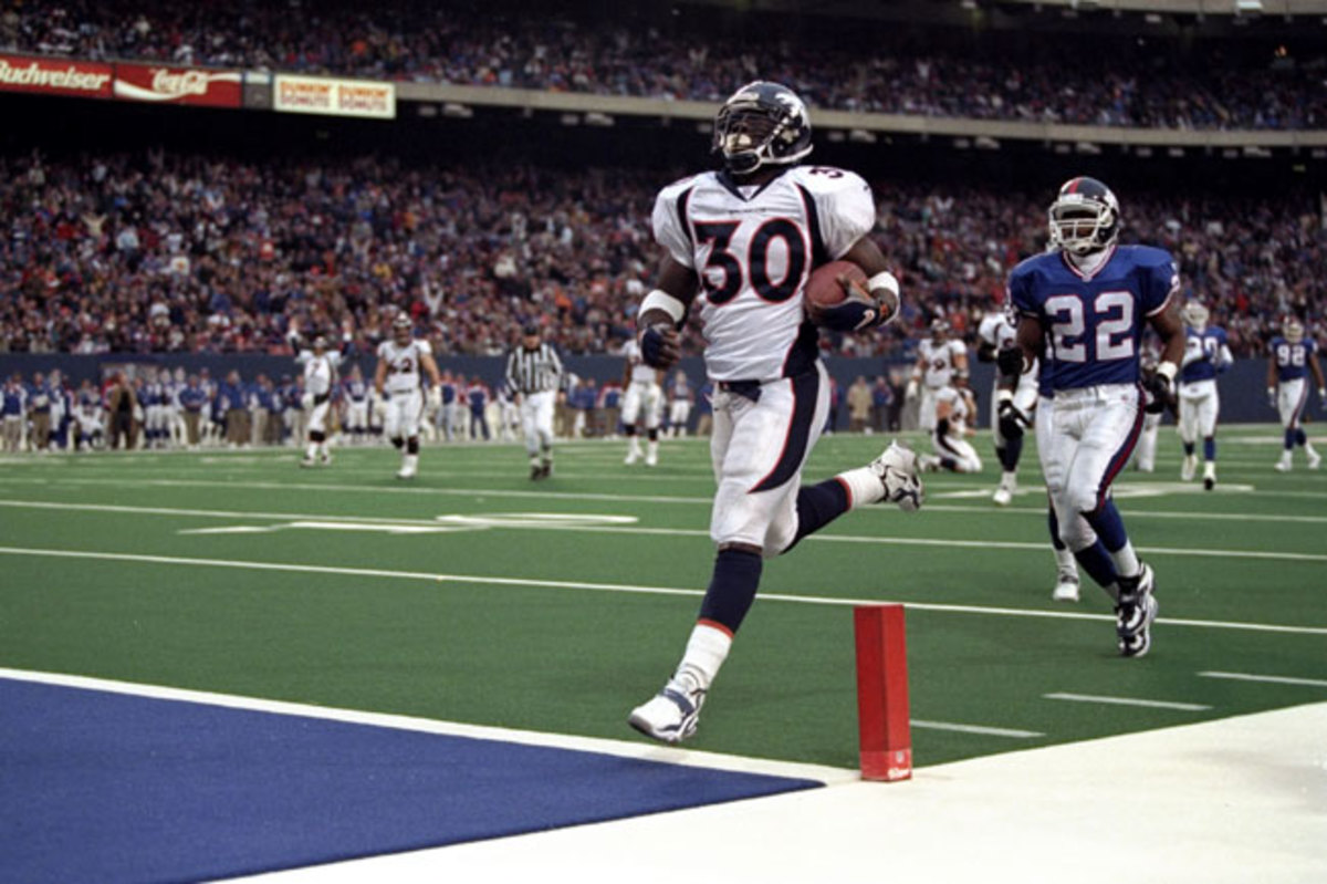 dec-1998-wide-receiver-david-patten-of-the-new-york-giants-in-action-picture-id72529235  (390×5…