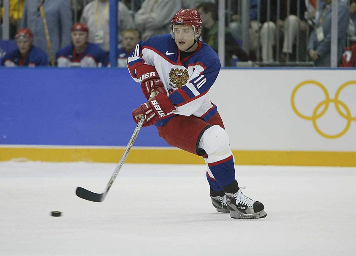 Pavel Bure 10 Russian CCCP Replica Hockey Jersey