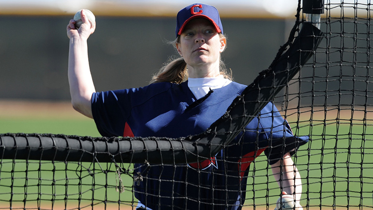 CSU Alumna Makes Major League Baseball History as First Female Coach