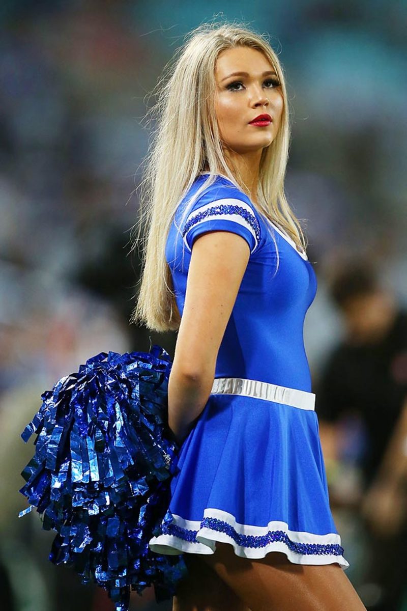 Australia-cheerleaders-466066144_master.jpg