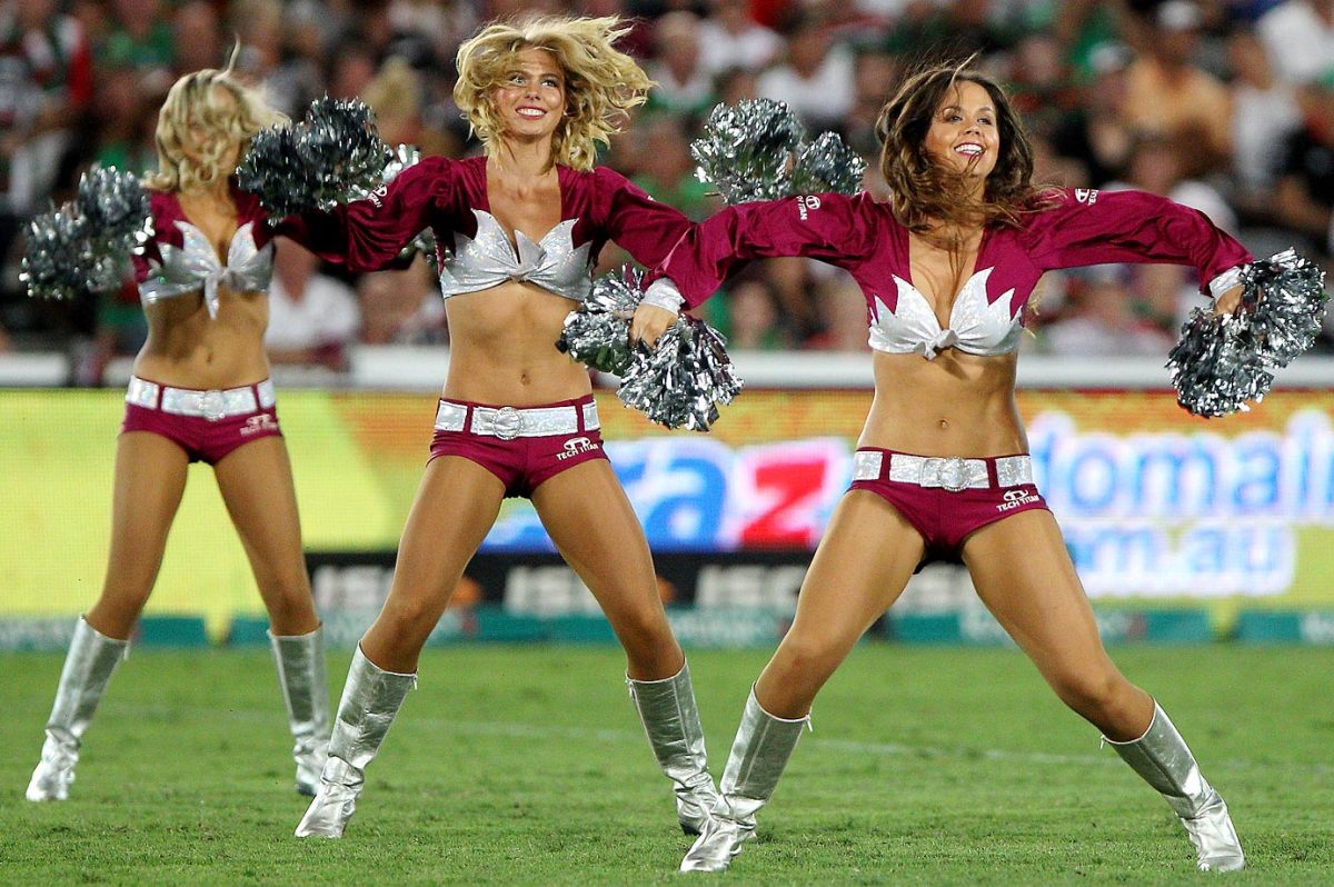 Australia-cheerleaders-478621149_master.jpg