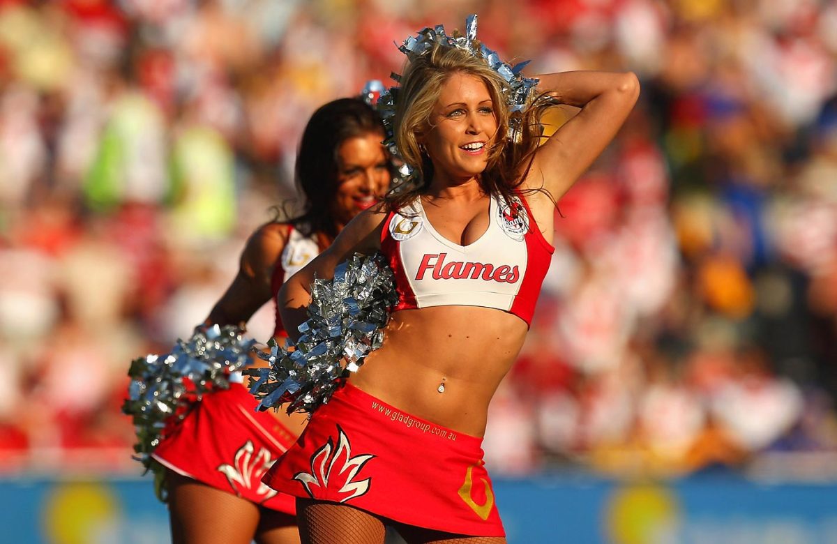 Australia-cheerleaders-90697368_master.jpg