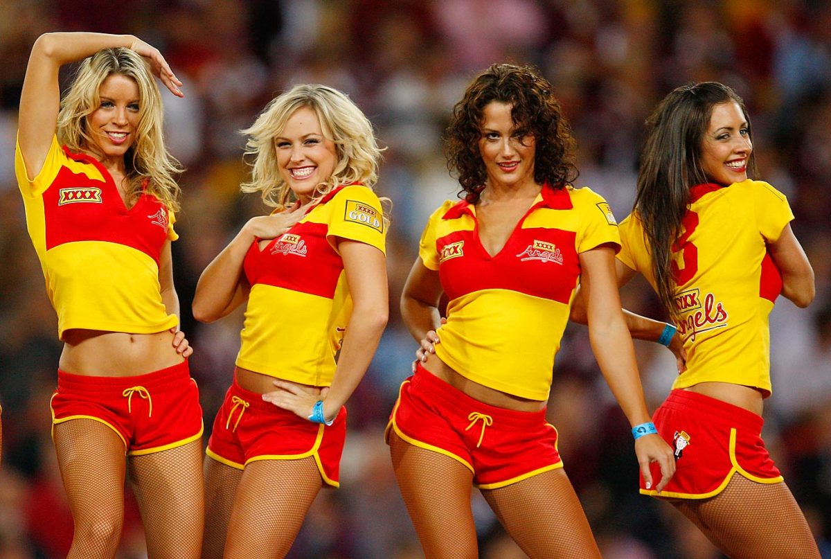 Australia-cheerleaders-81524850_master.jpg