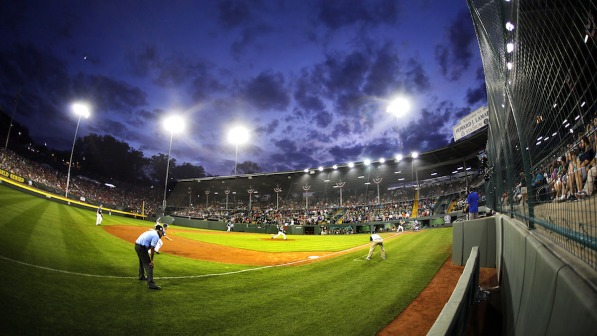 Little League World Series: Pitcher reacts to grand slam - Sports ...