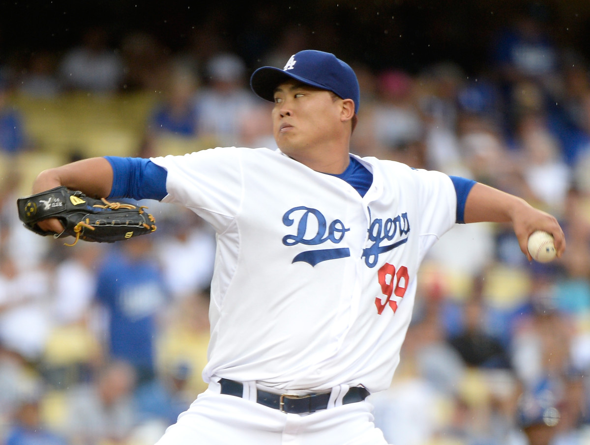 Hyunjin Ryu injury Los Angeles Dodgers pitcher (shoulder) to DL