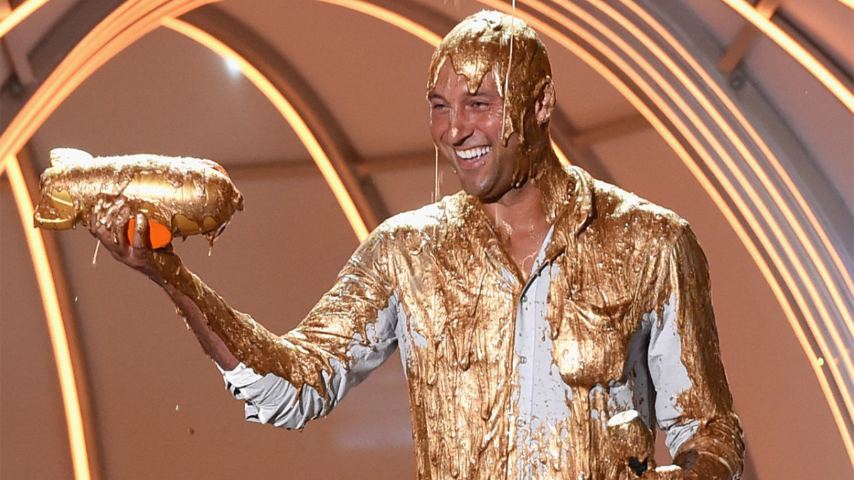 Derek Jeter Gets the Golden Slime at Kids' Choice Sports Awards