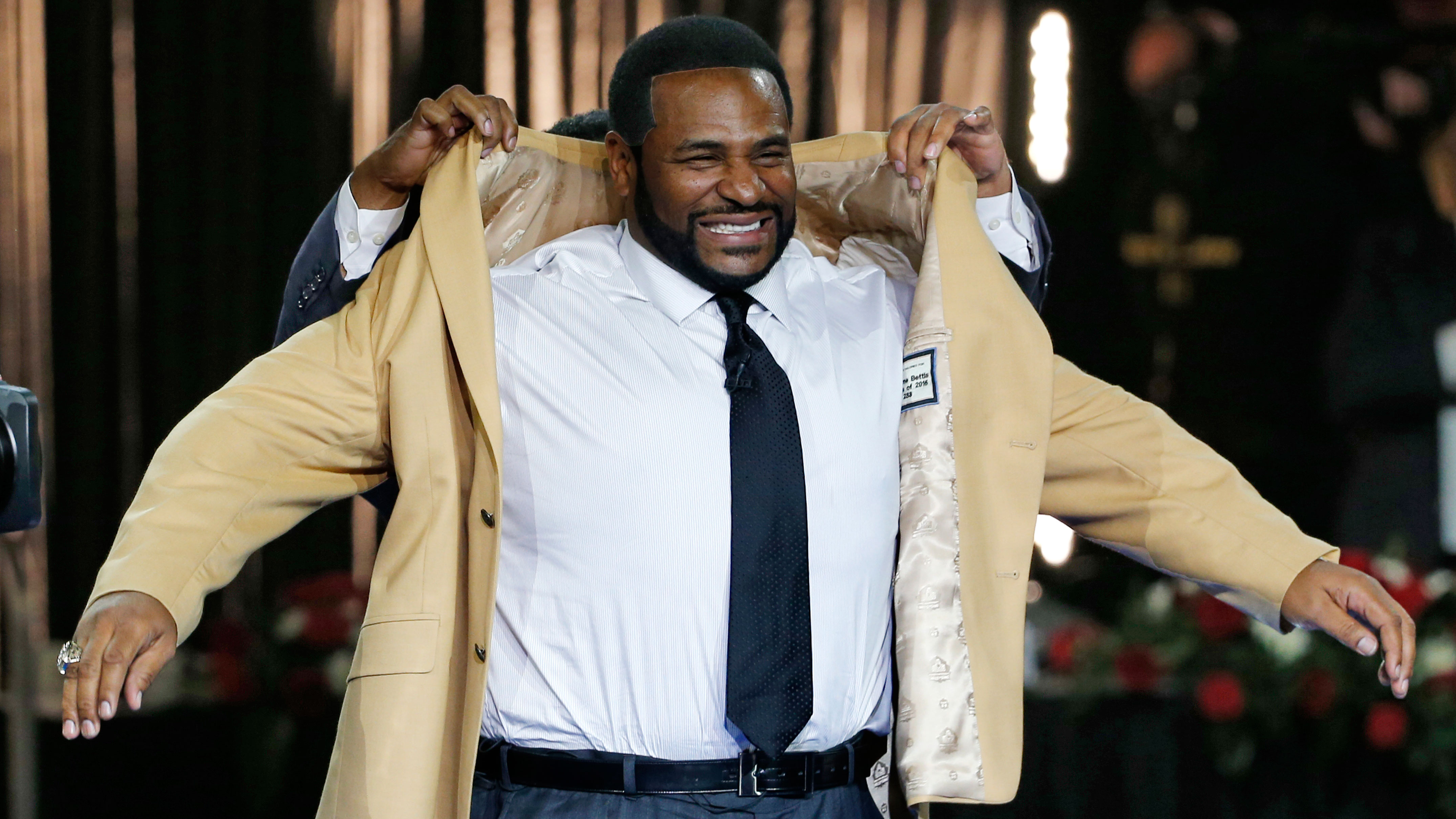 Remembering Jerome Bettis' Hall of Fame Career, News, Scores, Highlights,  Stats, and Rumors