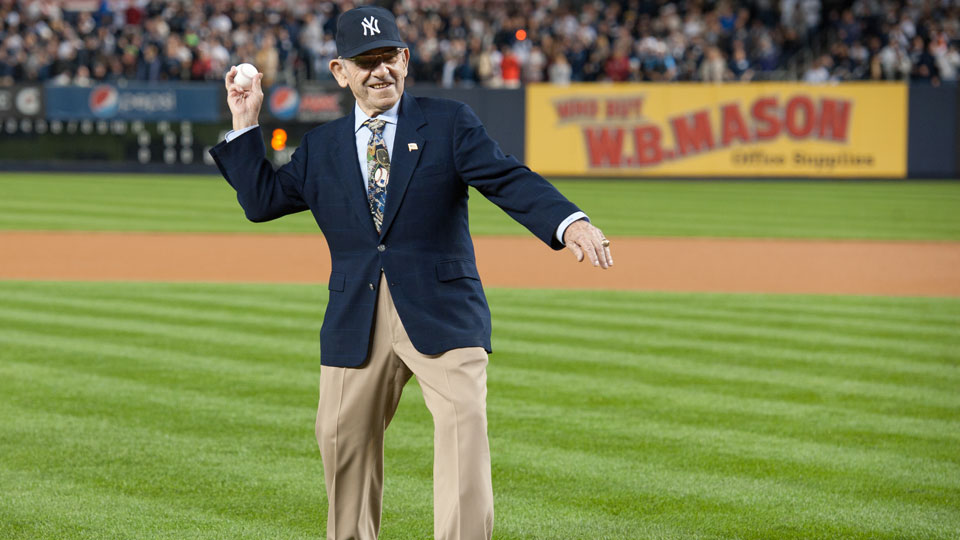 Baseball legends Yogi Berra, Willie Mays to receive Presidential