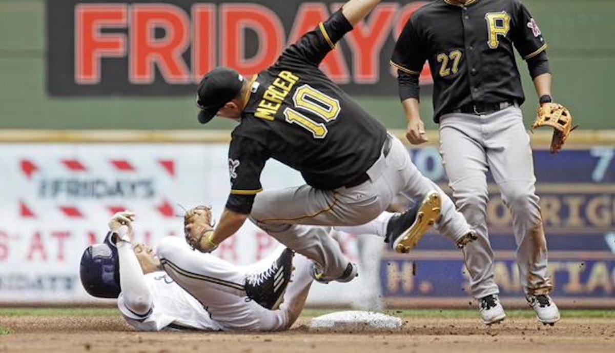 Detroit Tigers shortstop Jordy Mercer plays against the New York