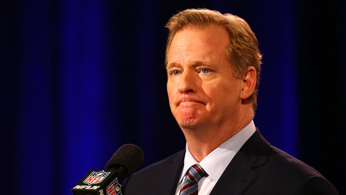 NFL draft: Roger Goodell booed by fans (Video) - Sports Illustrated