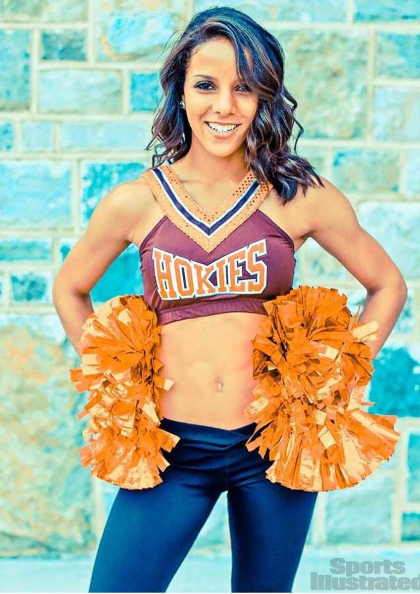 Cheerleader of the Week - Sports Illustrated
