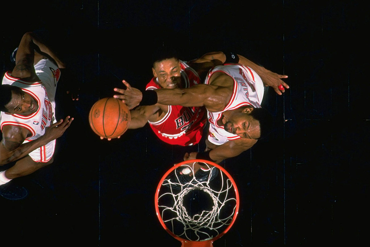 1996-0223-Scottie-Pippen-Alonzo-Mourning-05775669.jpg