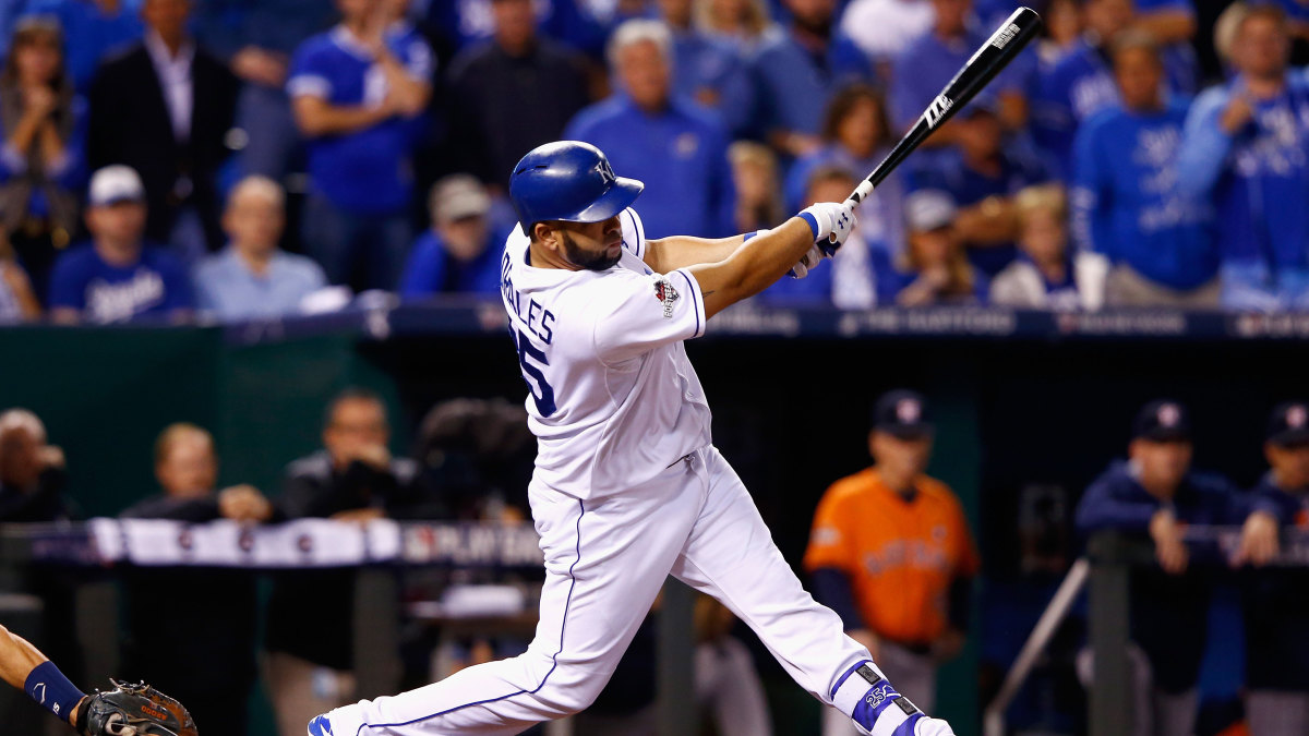 Kansas City Royals: Kendrys Morales hits home run off Keuchel - Sports ...