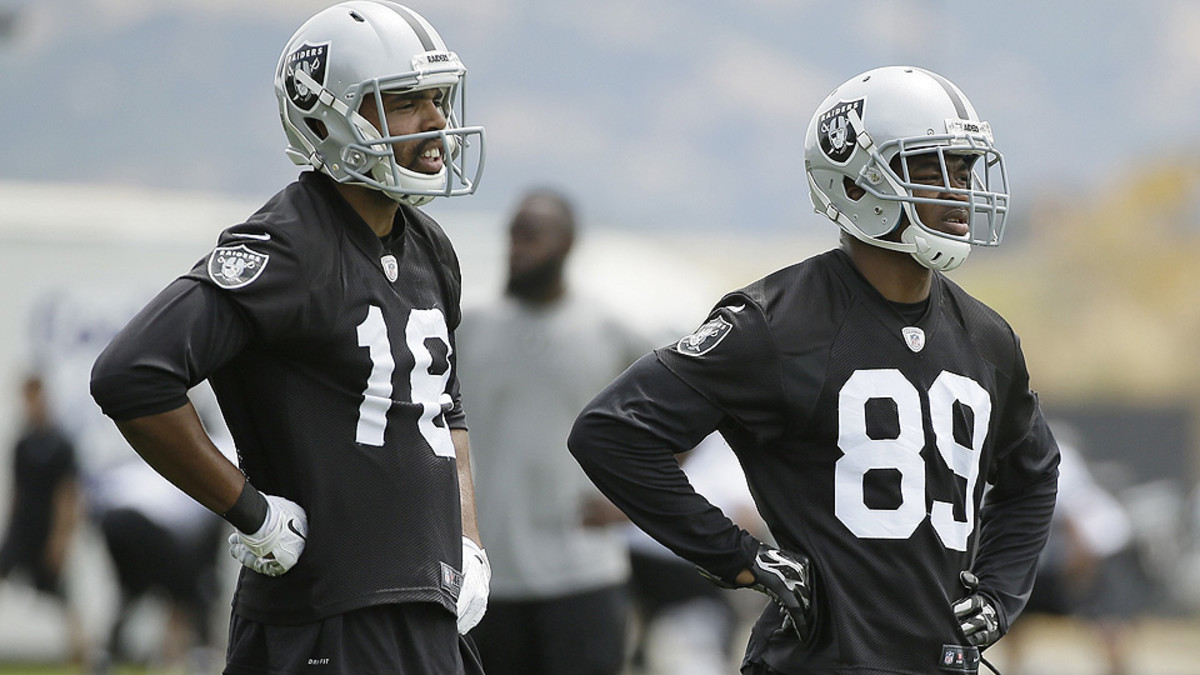 Rookie Amari Cooper closes in on 1,000-yard mark for Raiders