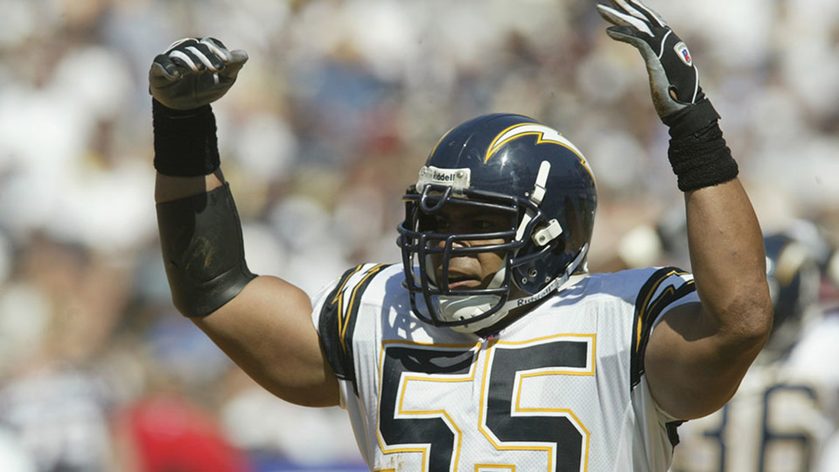 San Diego Charger Junior Seau A Hall Of Fame Finalist