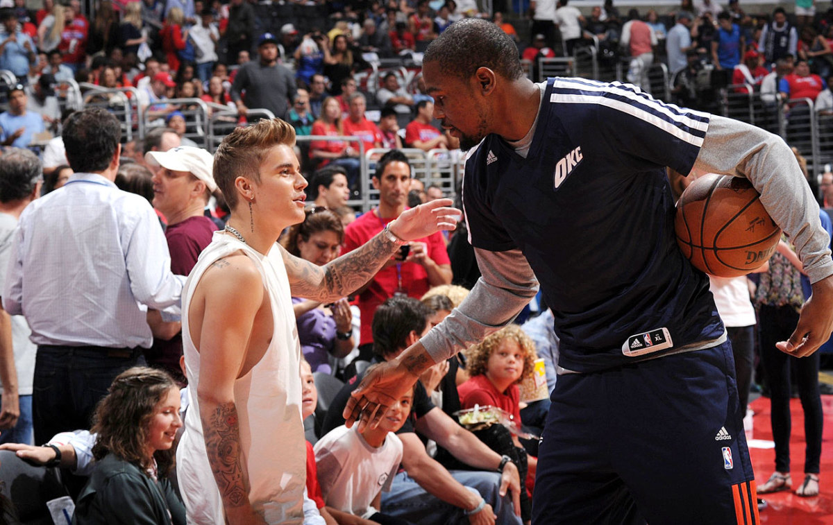 2014-0511-Justin-Bieber-Kevin-Durant.jpg