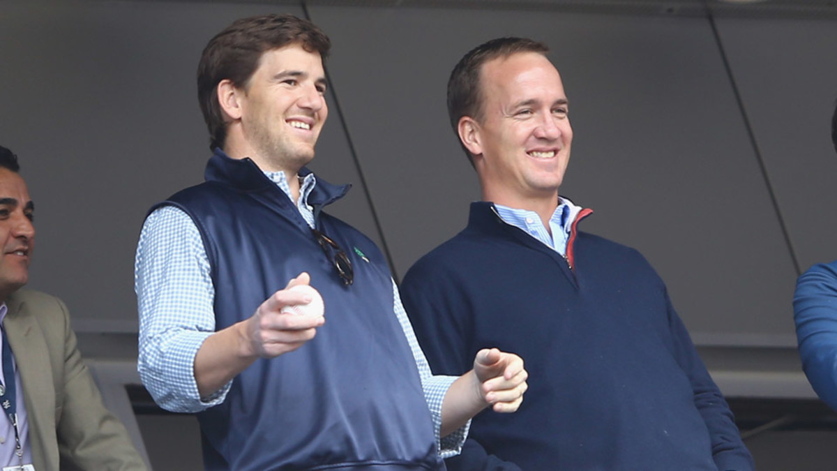 Peyton Manning Injury: Giants QB Eli Not Worried About Brother - Sports ...