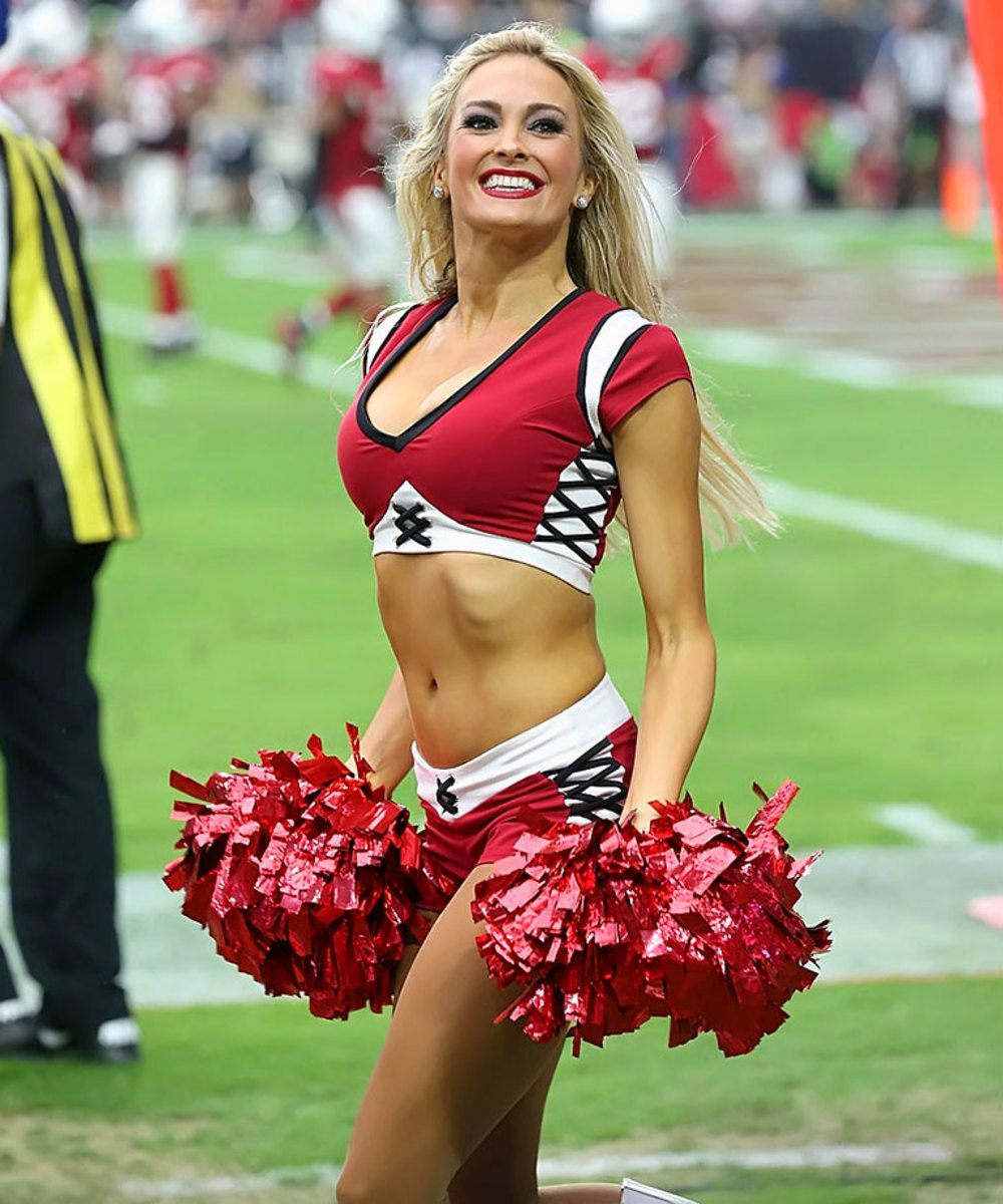 Arizona-Cardinals-cheerleaders-YDX_8092.jpg