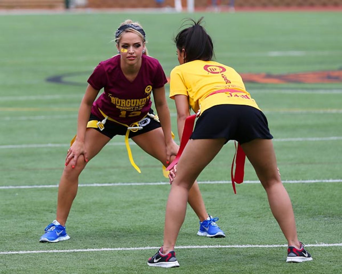 Washington Redskins Cheerleaders Burgundy and Gold Game - Sports Illustrated