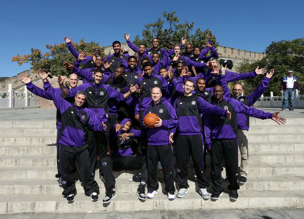 2014-Sacramento-Kings-Great-Wall-of-China.jpg