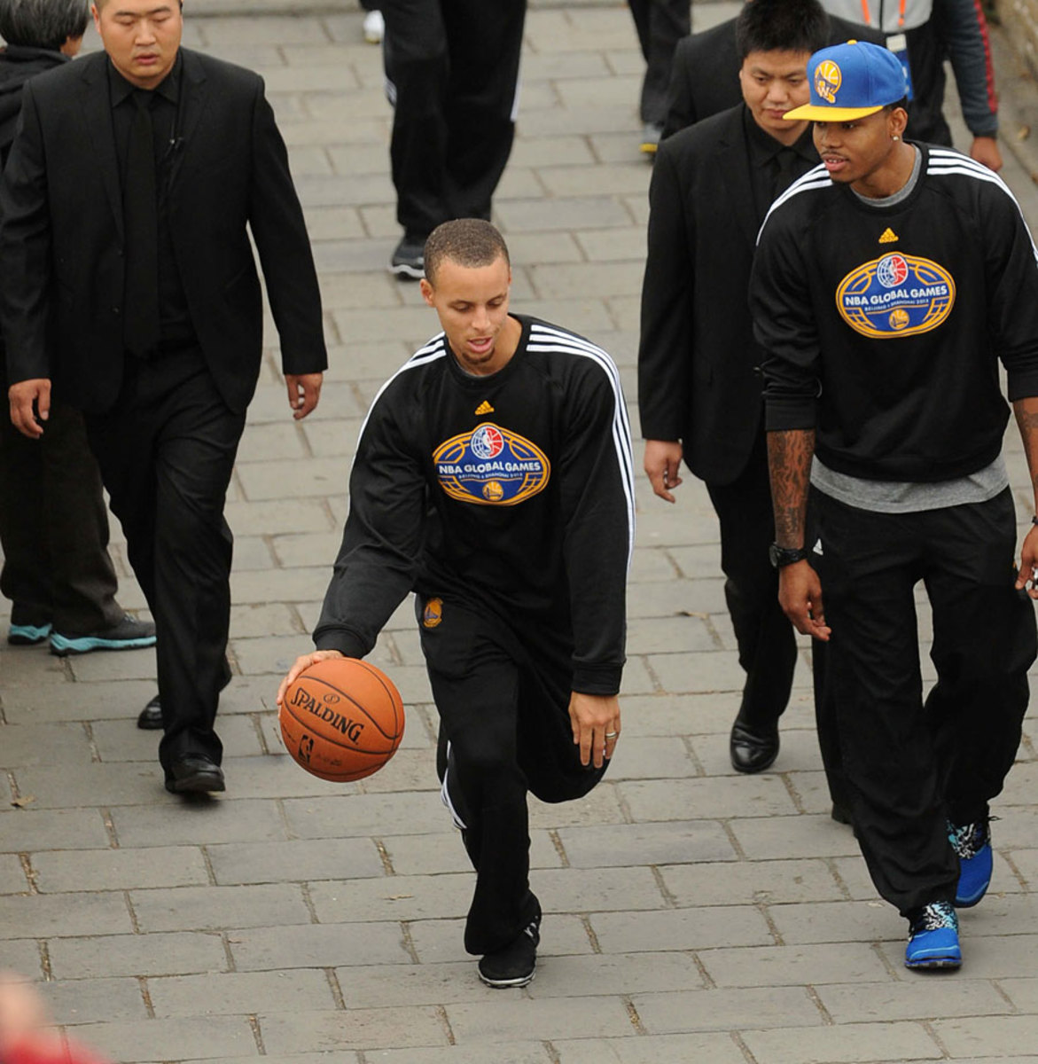 2013-Stephen-Curry-basketball-Great-Wall-of-China.jpg