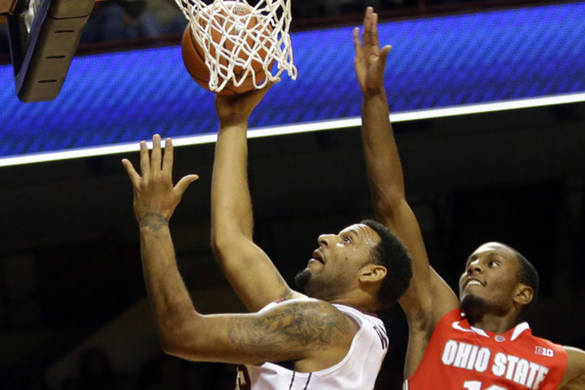 Ohio State has lost three in a row for the first time since the 2009 season. (AP Photo/Jim Mone)