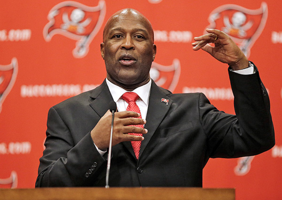 Lovie Smith Lovie Smith isn't ruling out anything in his first draft as head coach of the Buccaneers. 