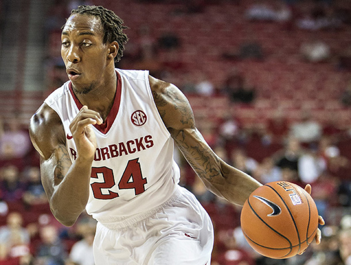 Sophomore guard Michael Qualls has been a key contributor for the Razorbacks this season. (Wesley Hitt/Getty Images)